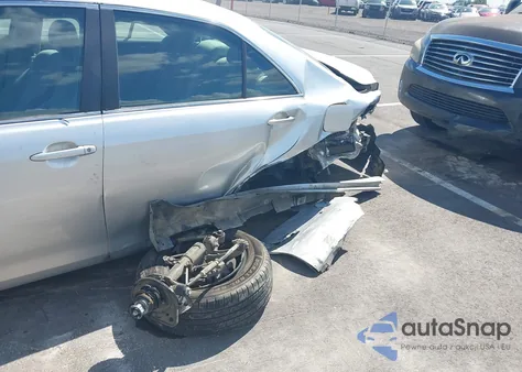 2009 Toyota Camry Le z USA, uszkodzony, nr VIN 4T4BE46K19R100917